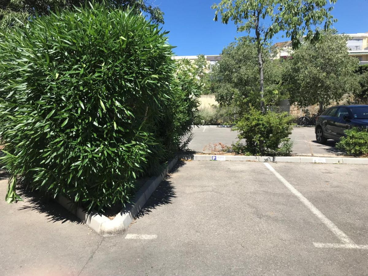 Les Terrasses Du Liouquet T2, Piscine , Parking , Mer A 150 M La Ciotat Buitenkant foto
